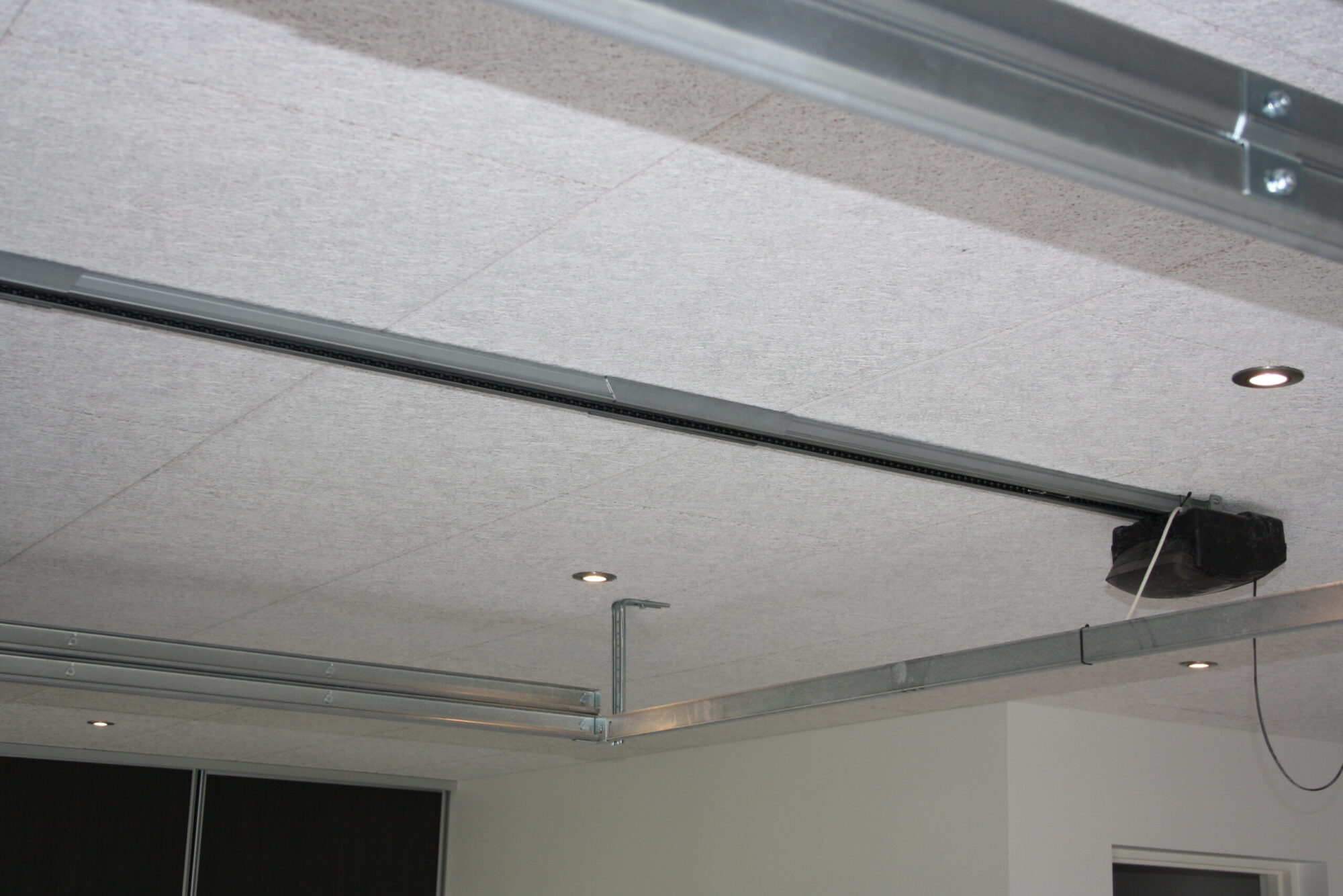 Lana di legno Multifin White 600×1200 mm